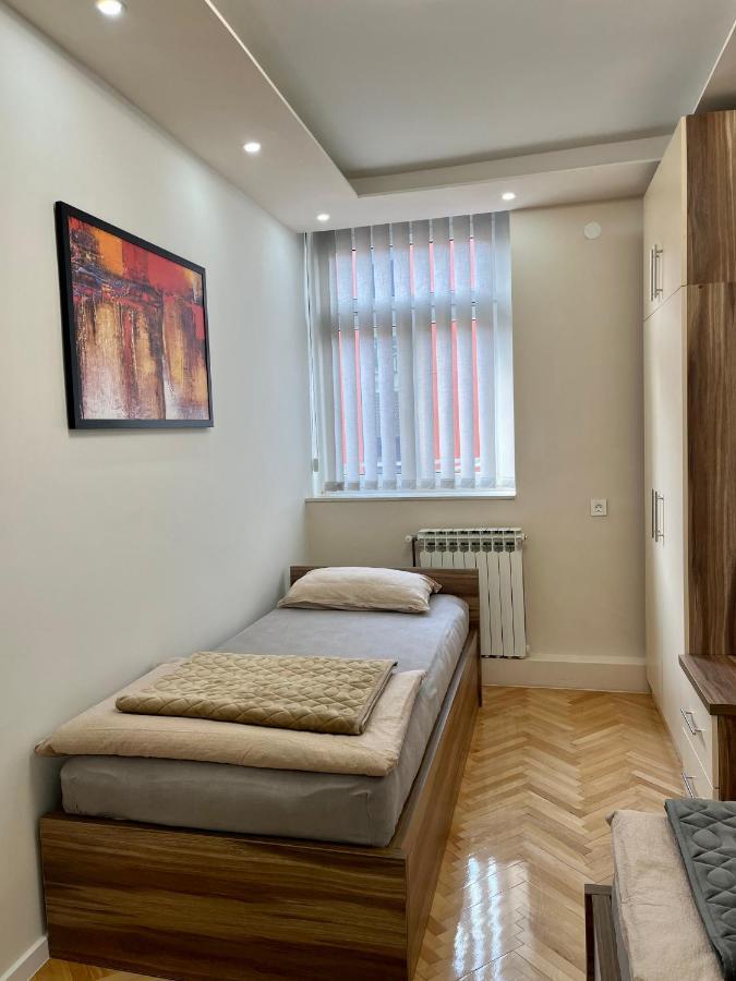 Apartment Square Сараево Экстерьер фото